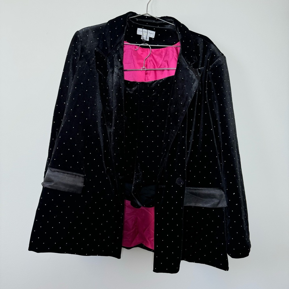 Never Fully Dressed Black Velvet Jacket with Pink Lining - Picture 4 of 13